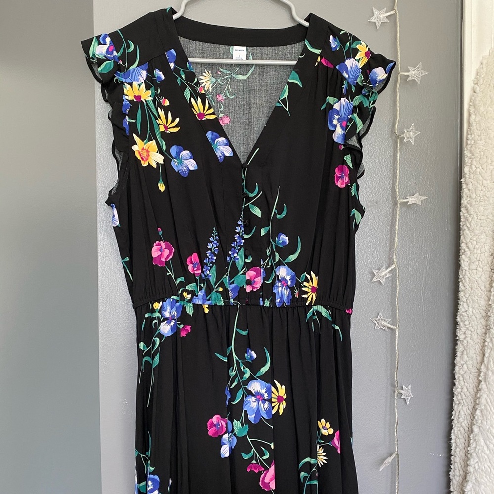 Black floral mid dress